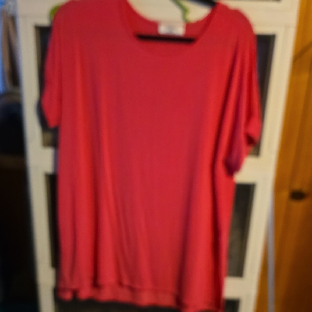 Zenana Outfitters Red Oversized Short Sleeve T-Shirt